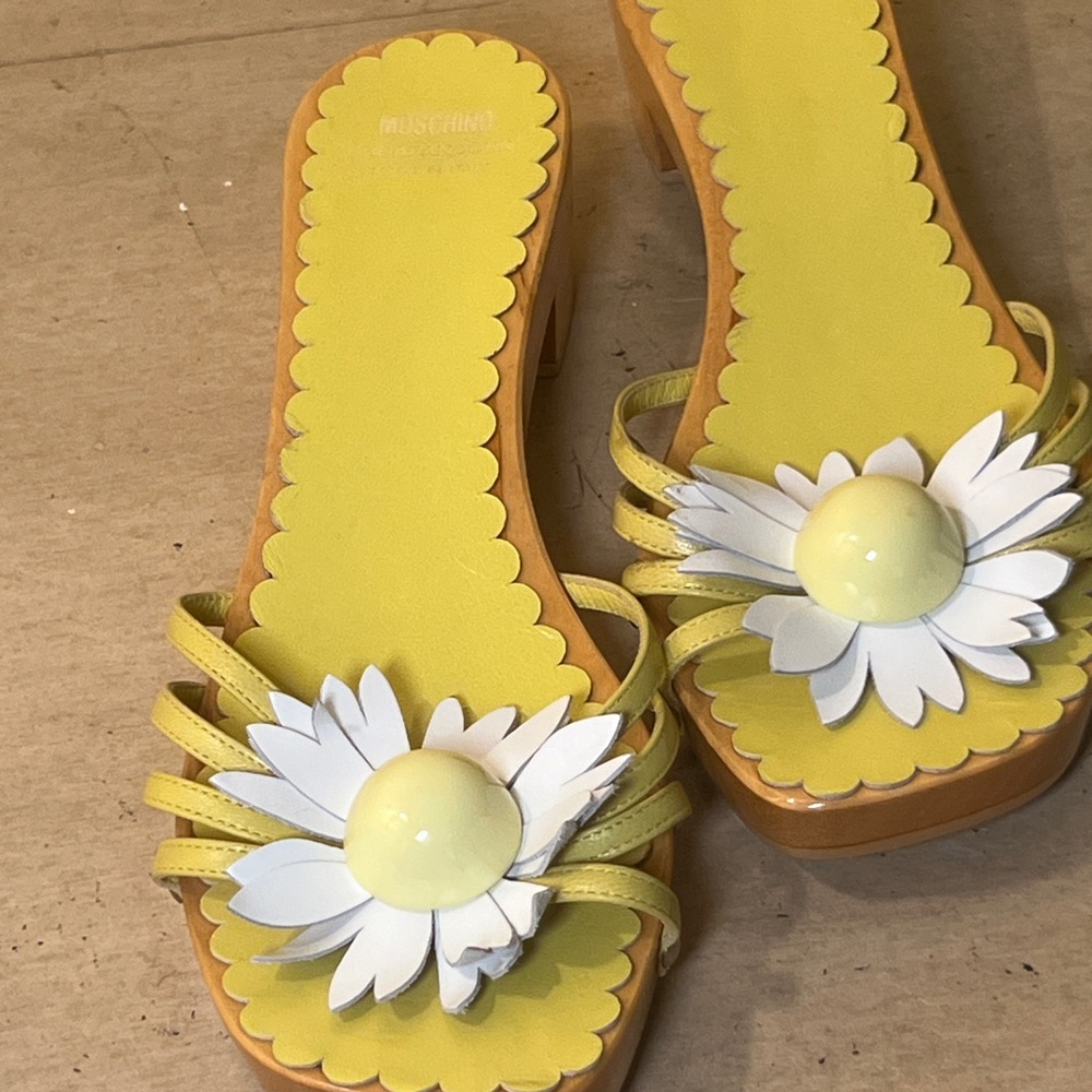 Moschino Cheap and Chic Yellow Daisy Embellished Women's Slide Mules